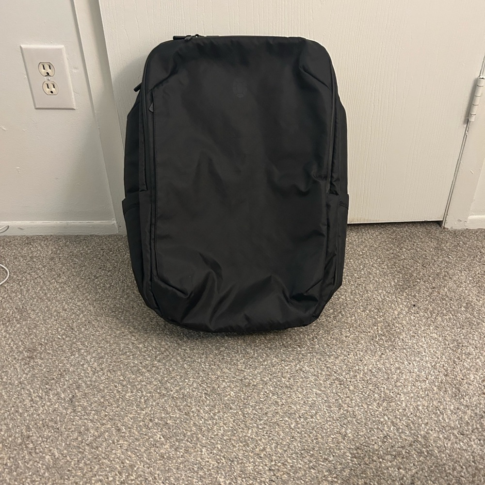 NWOT Tortuga 40L travel backpack